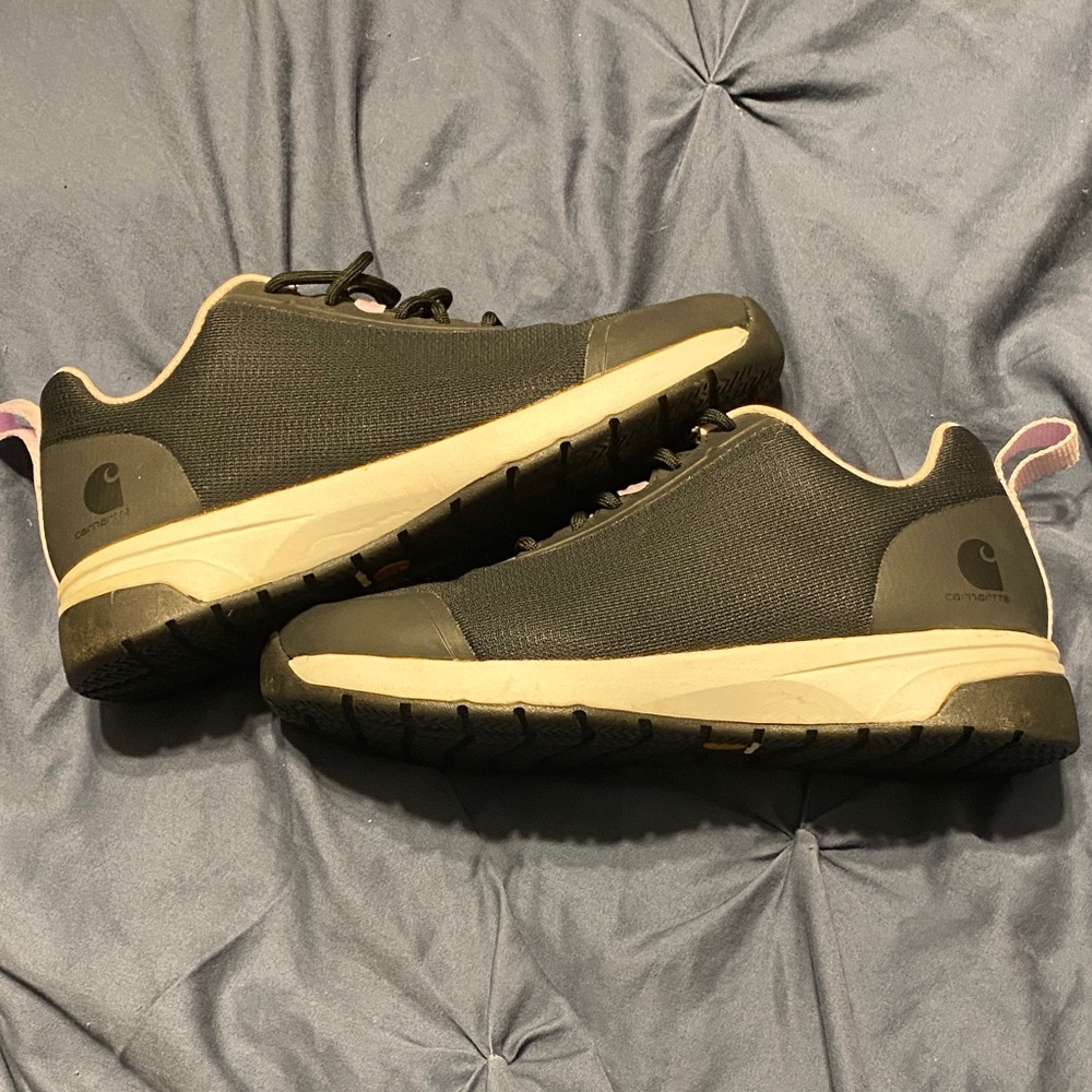 Carhartt Women Black and White Size 7